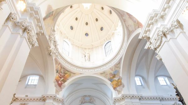 Bischof Gerber predigte an Pfingsten im Fuldaer Dom